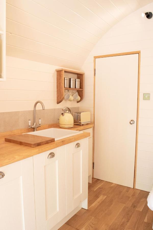 Orchard Farm Luxury Glamping And Campsite Гластонбери Экстерьер фото